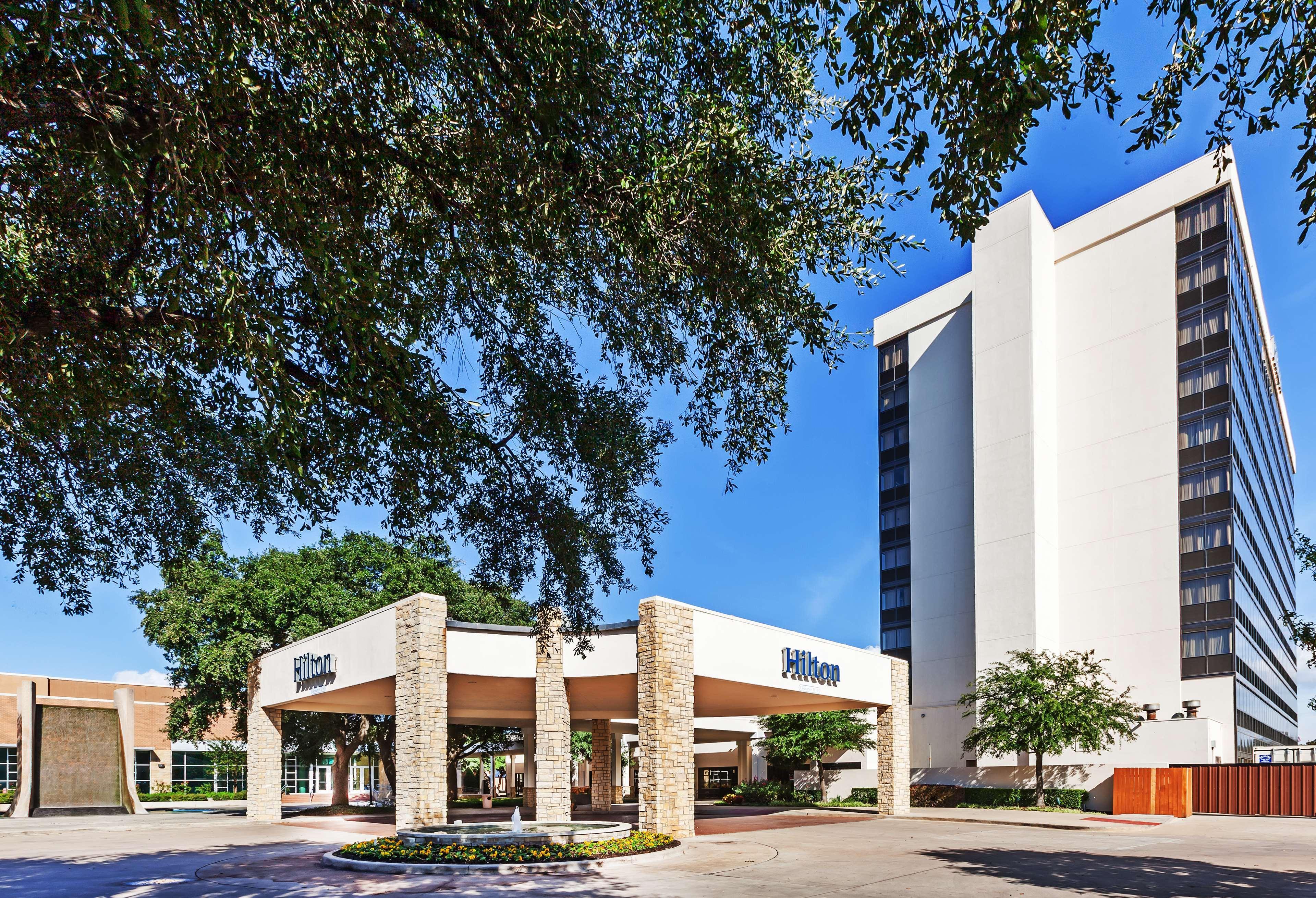 Hilton Waco Hotel Exterior photo