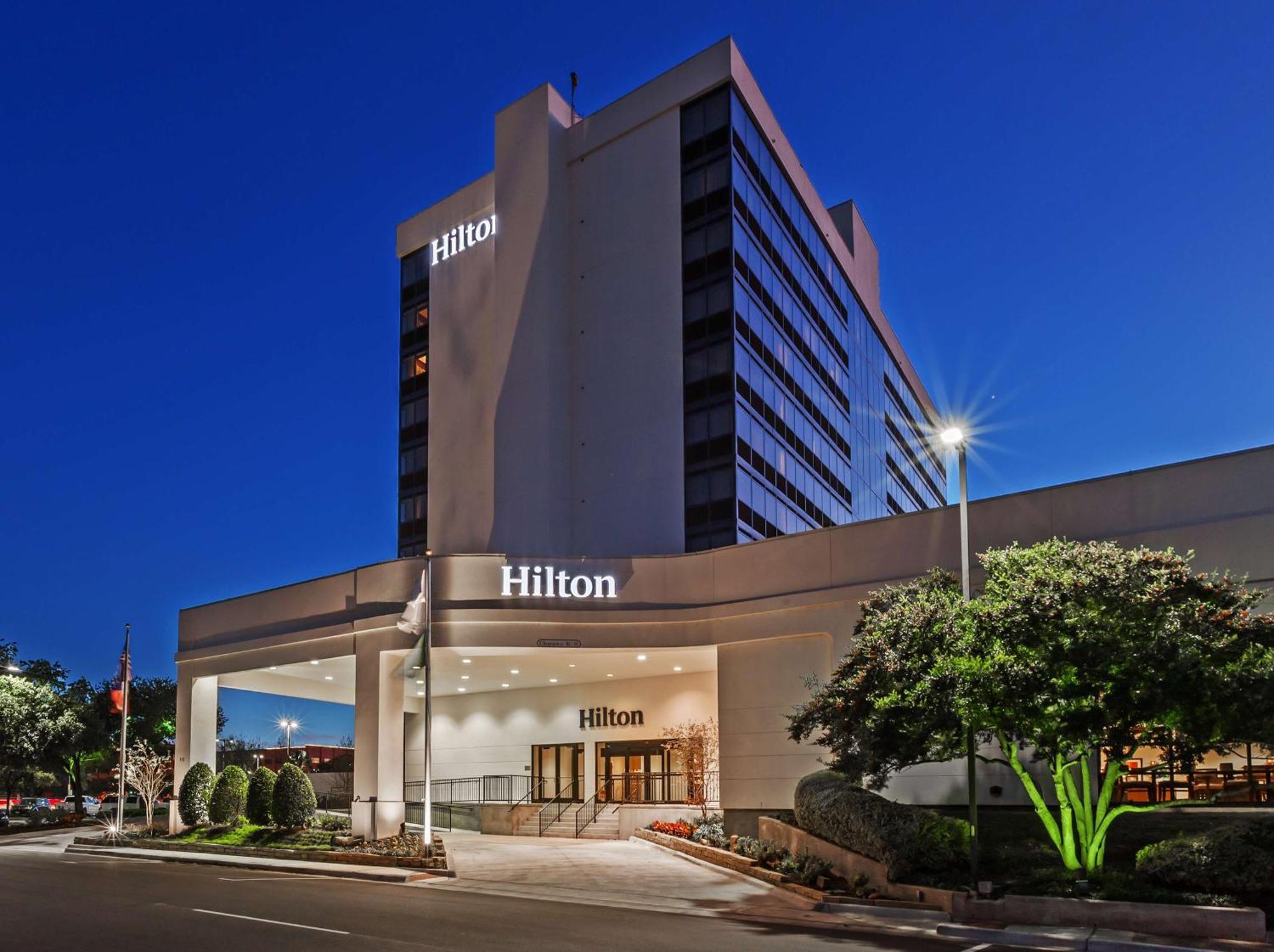 Hilton Waco Hotel Exterior photo